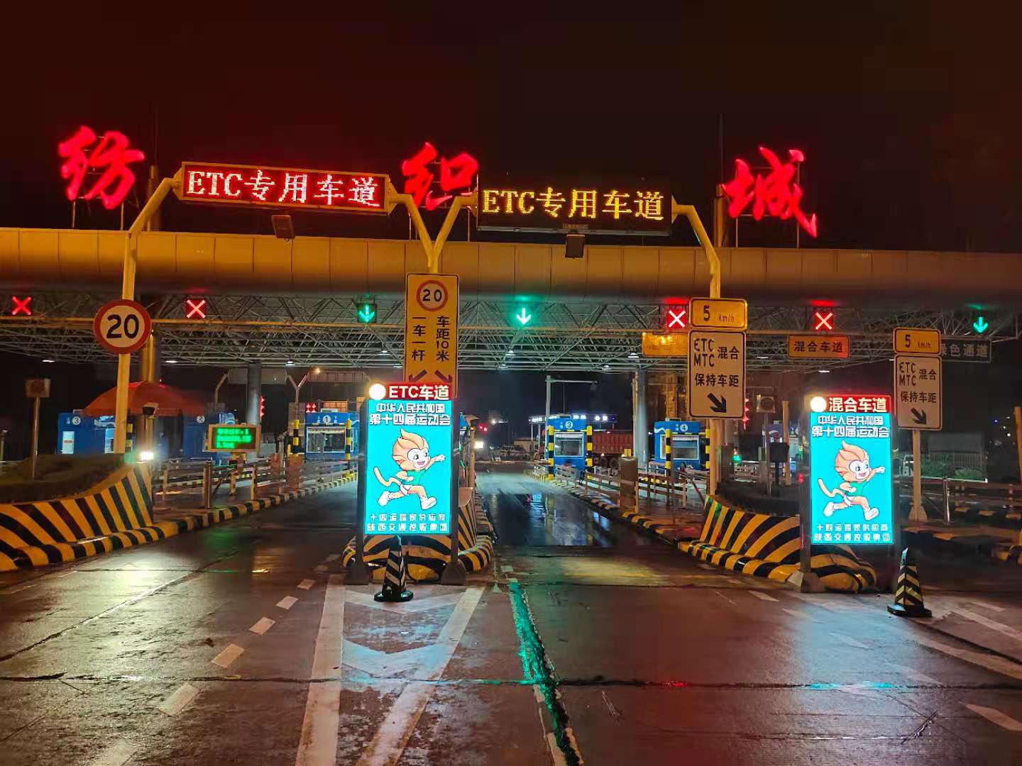 LED廣告機(jī),戶外LED廣告機(jī),LED廣告機(jī)廠家